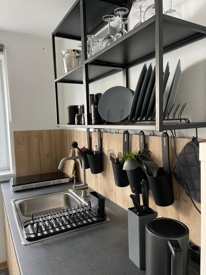 Appartment 53Qm Im Architektenhaus - 2 Schlafzimmer Mit Kueche Und Bad, Nur 2Min Von A8 - Ruhig Und Modern Irschenberg Esterno foto